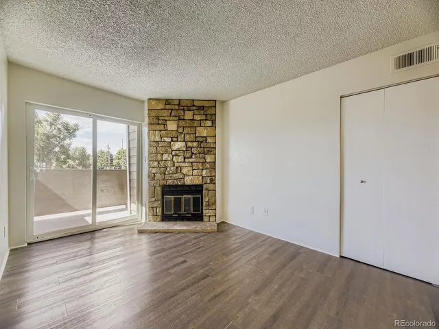 $200,000 | 2929 West Floyd Avenue, Unit 212, Denver, CO 80236