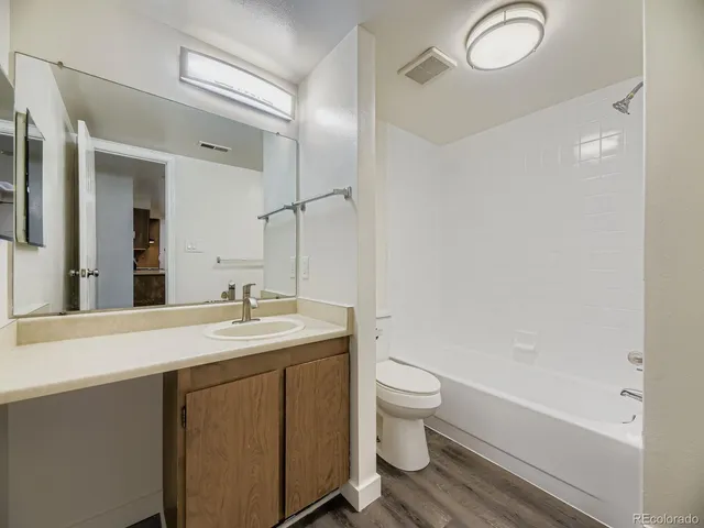 $200,000 | 2929 West Floyd Avenue, Unit 212, Denver, CO 80236