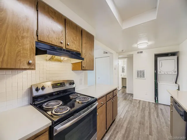 $200,000 | 2929 West Floyd Avenue, Unit 212, Denver, CO 80236