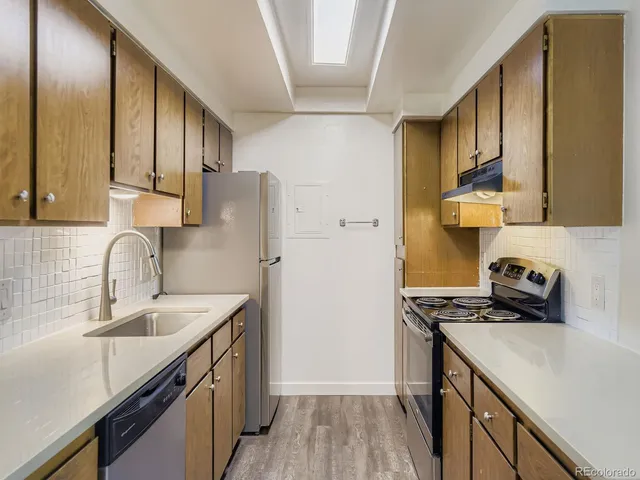 $200,000 | 2929 West Floyd Avenue, Unit 212, Denver, CO 80236