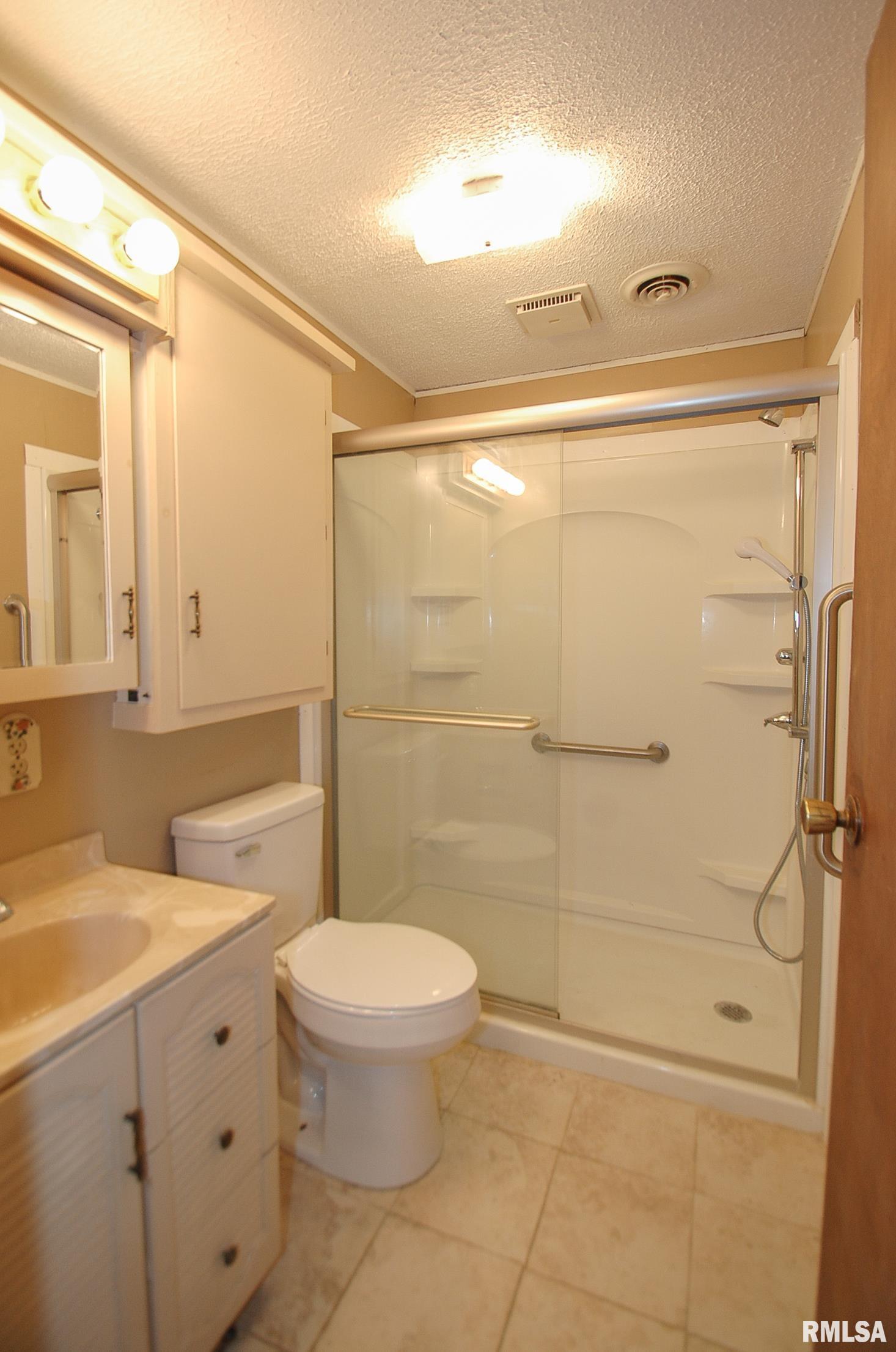 413 Doering Road East Peoria, IL 61611 - Photo 17 of 21 Gallery Image 17