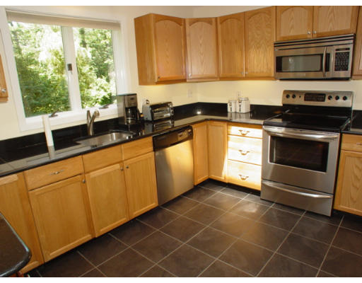 75 Porter Road Andover, MA 01810 - Photo 5 of 19