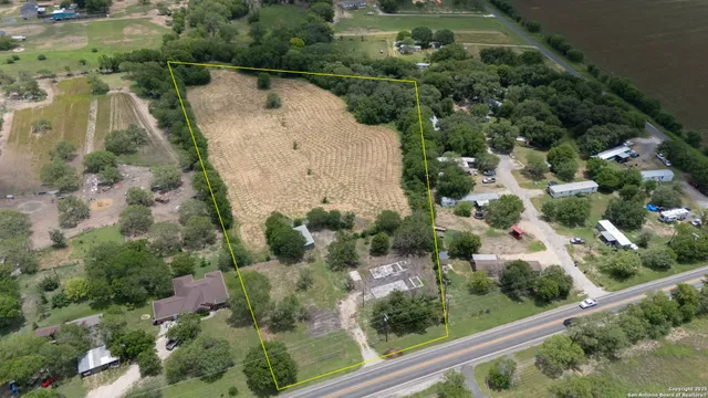 $315,000 | 901 Farm-To-Market 1620, Seguin, TX 78155