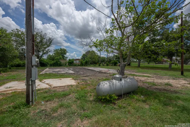 $315,000 | 901 Farm-To-Market 1620, Seguin, TX 78155