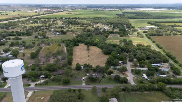 $315,000 | 901 Farm-To-Market 1620, Seguin, TX 78155