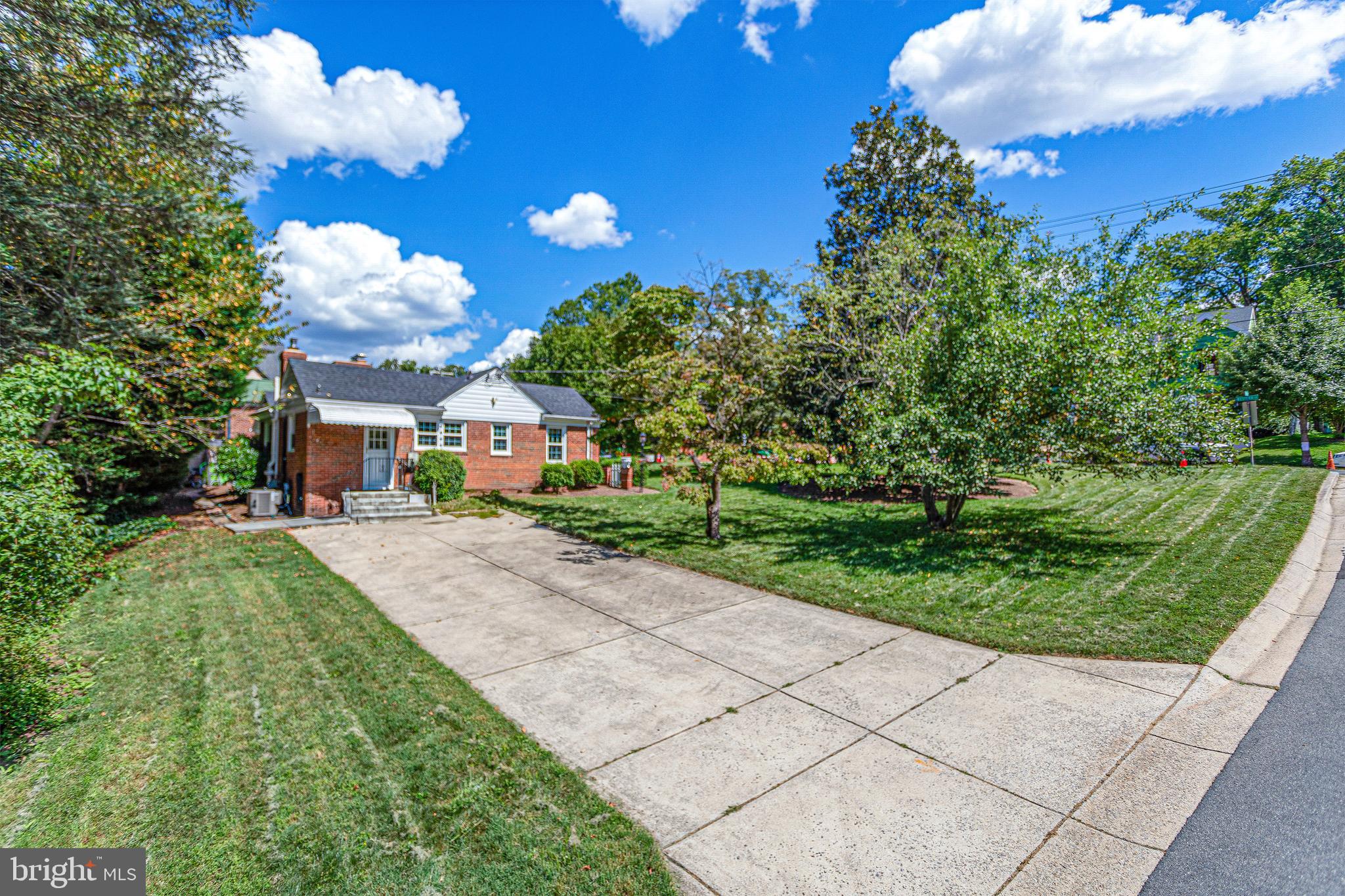 7100 Western Avenue Chevy Chase, MD 20815 - Photo 2 of 34