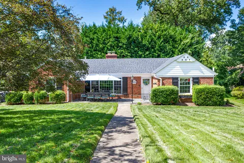 $995,000 | 7100 Western Avenue, Chevy Chase, MD 20815