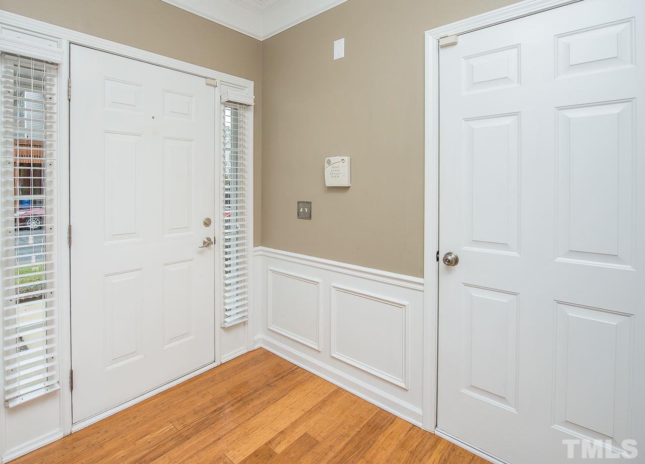 5509 Heather Garden Way Raleigh, NC 27613 - Photo 2 of 25