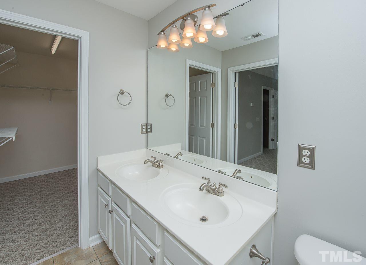 5509 Heather Garden Way Raleigh, NC 27613 - Photo 21 of 25