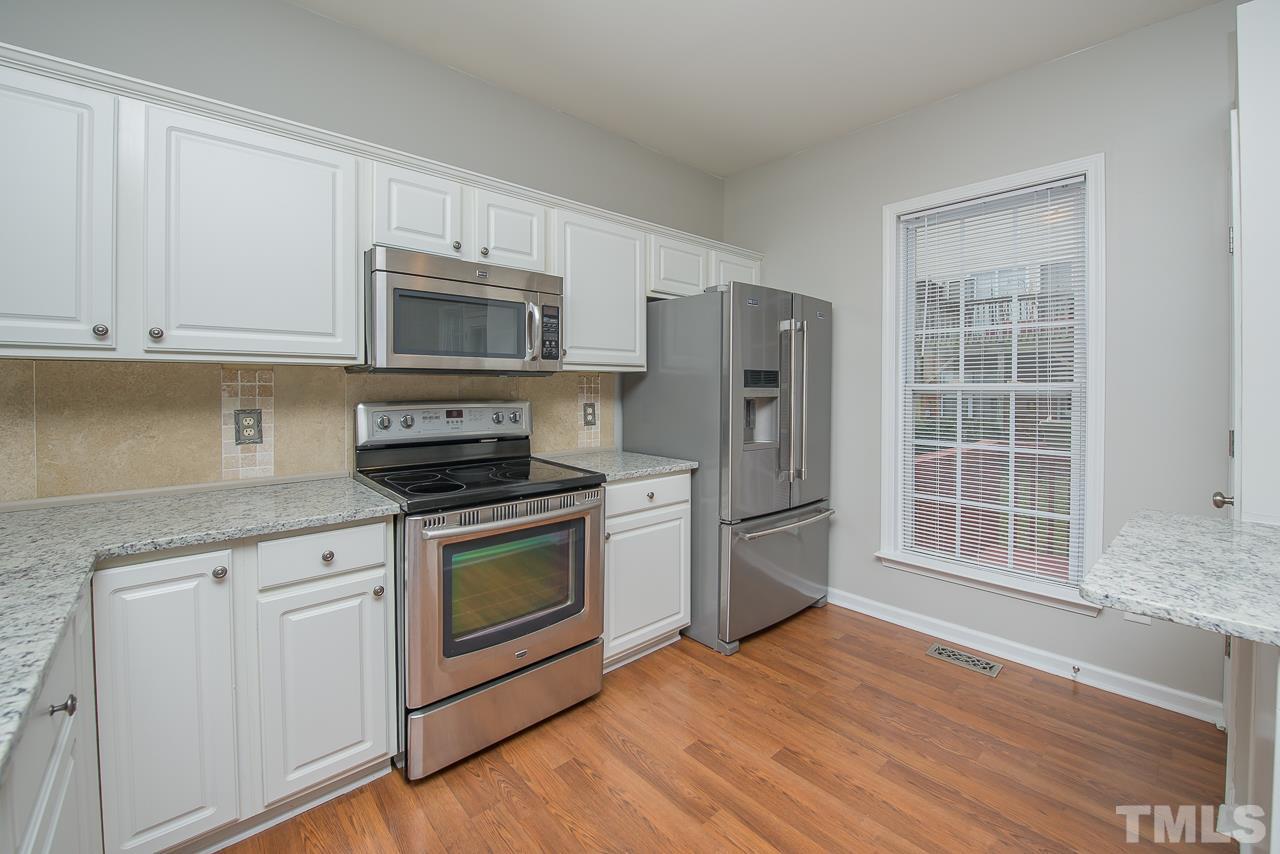5509 Heather Garden Way Raleigh, NC 27613 - Photo 5 of 25