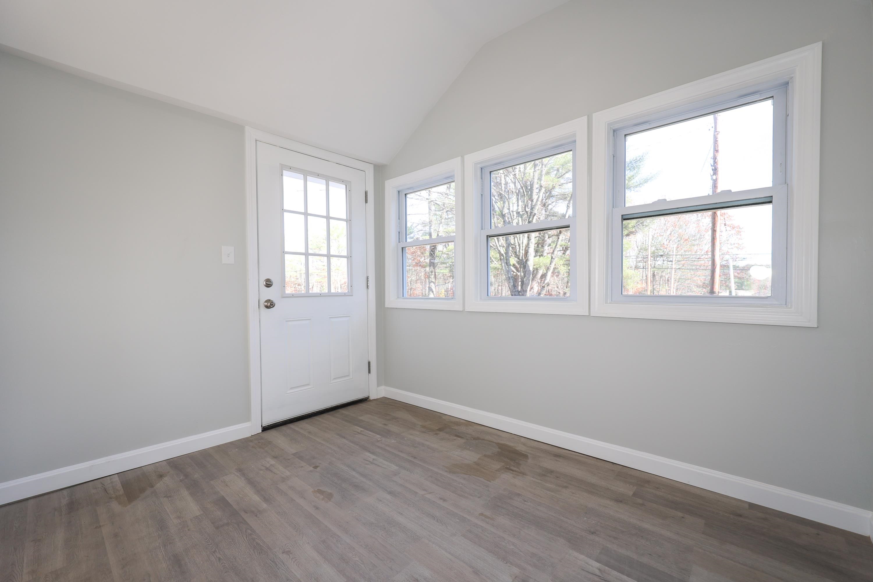 230 Milton Road Rochester, NH 03868 - Photo 4 of 25