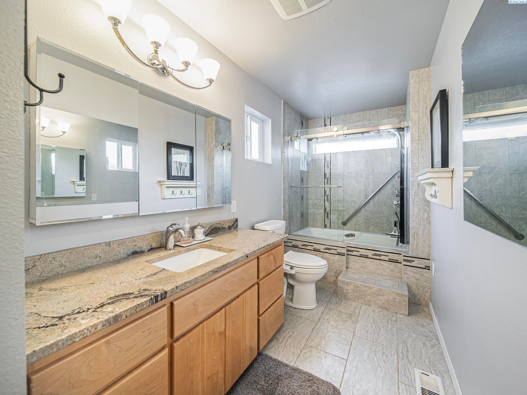 9505 Sturgis Road Pasco, WA 99301 - Photo 15 of 48 Gallery Image 15