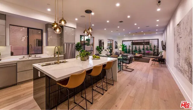 $10,495 | 1637 South Sherbourne Drive, Los Angeles, CA 90035