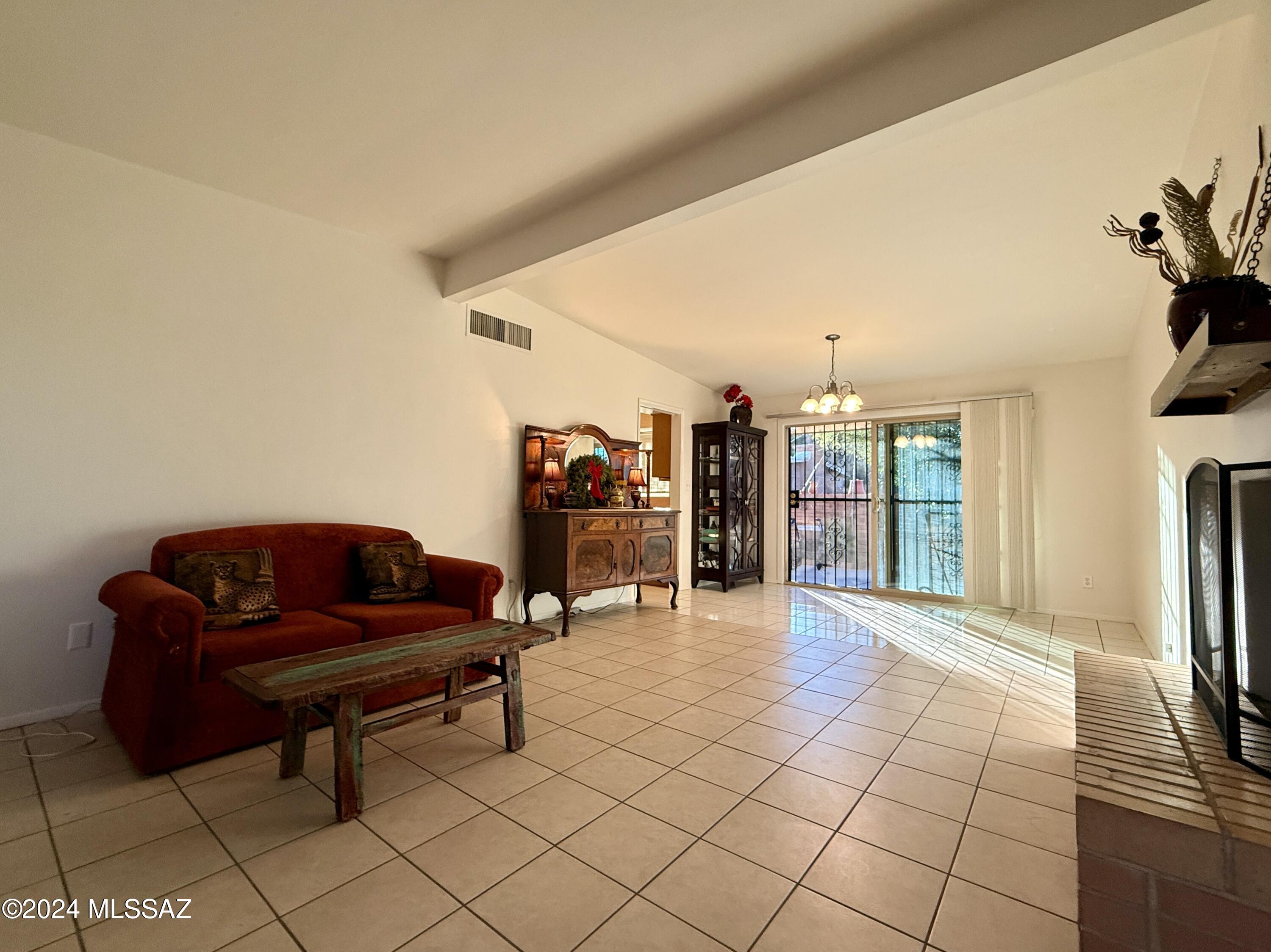 1916 West Anklam Road Tucson, AZ 85745 - Photo 7 of 30 Gallery Image 7