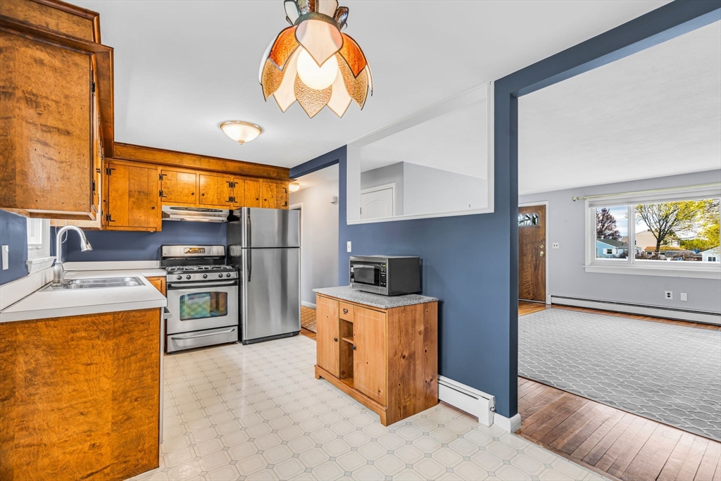 12 Porter Road Marlborough, MA 01752 - Photo 8 of 41 Gallery Image 8