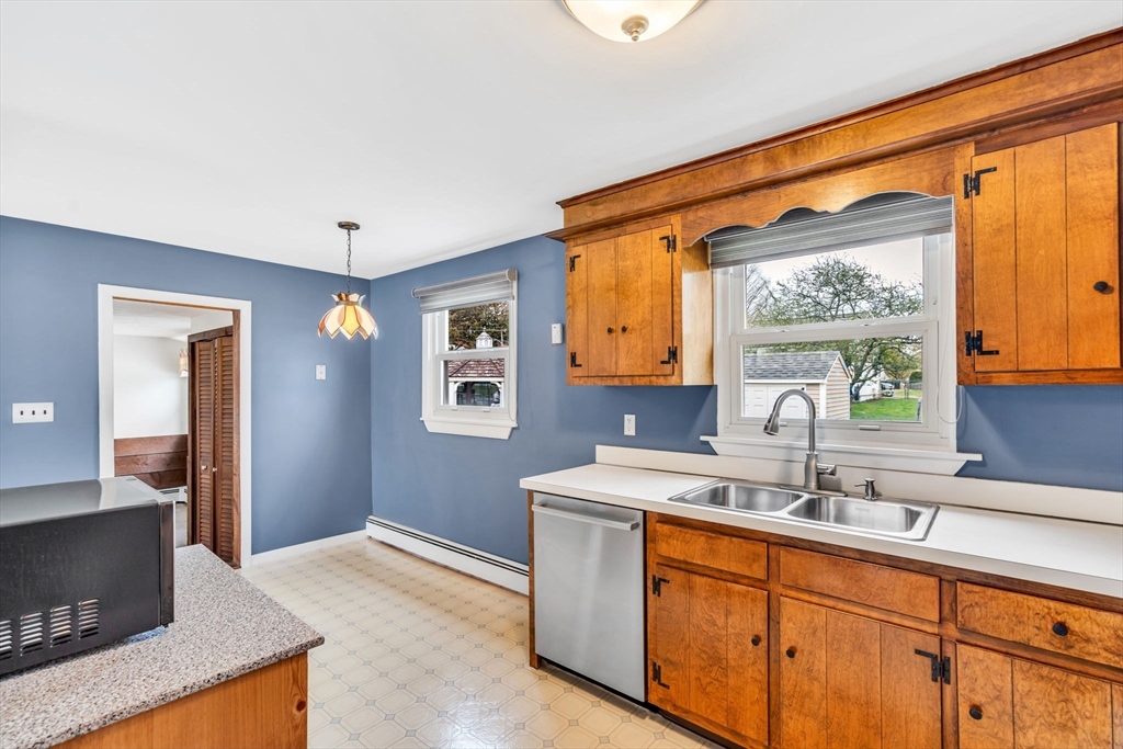 12 Porter Road Marlborough, MA 01752 - Photo 9 of 41 Gallery Image 9