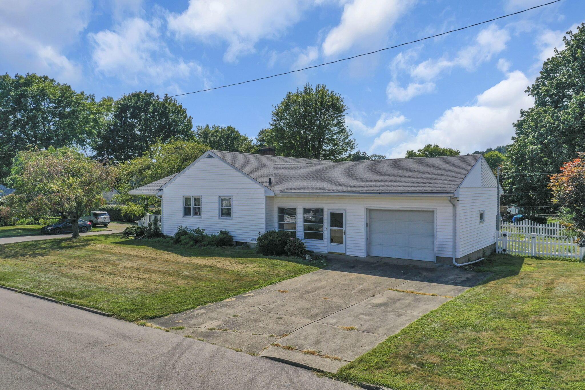 1349 Wetsell Avenue Lancaster, OH 43130 - Photo 56 of 66 56-web-or-mls-DJI_0804