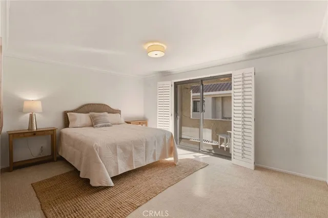 $555,000 | 7061 Kester Avenue, Unit C, Van Nuys, CA 91405