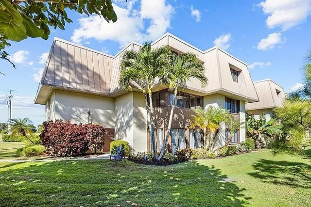 $312,000 | 1800 Southeast St Lucie Boulevard, Unit 9102, Stuart, FL 34996