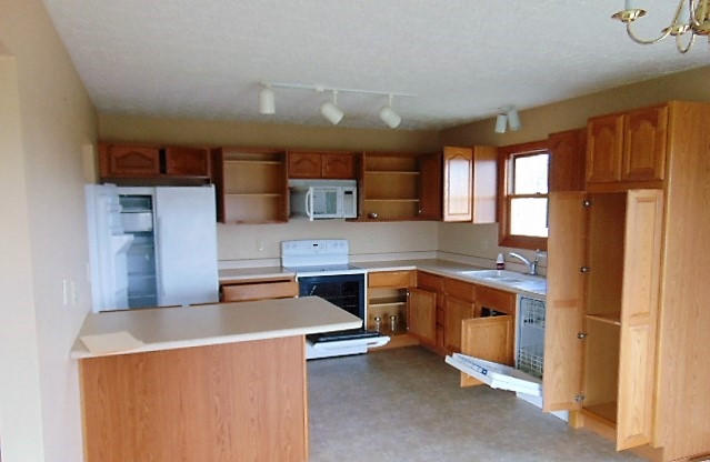 995 Goose Creek Road Owenton, KY 40359 - Photo 4 of 27 Gallery Image 4