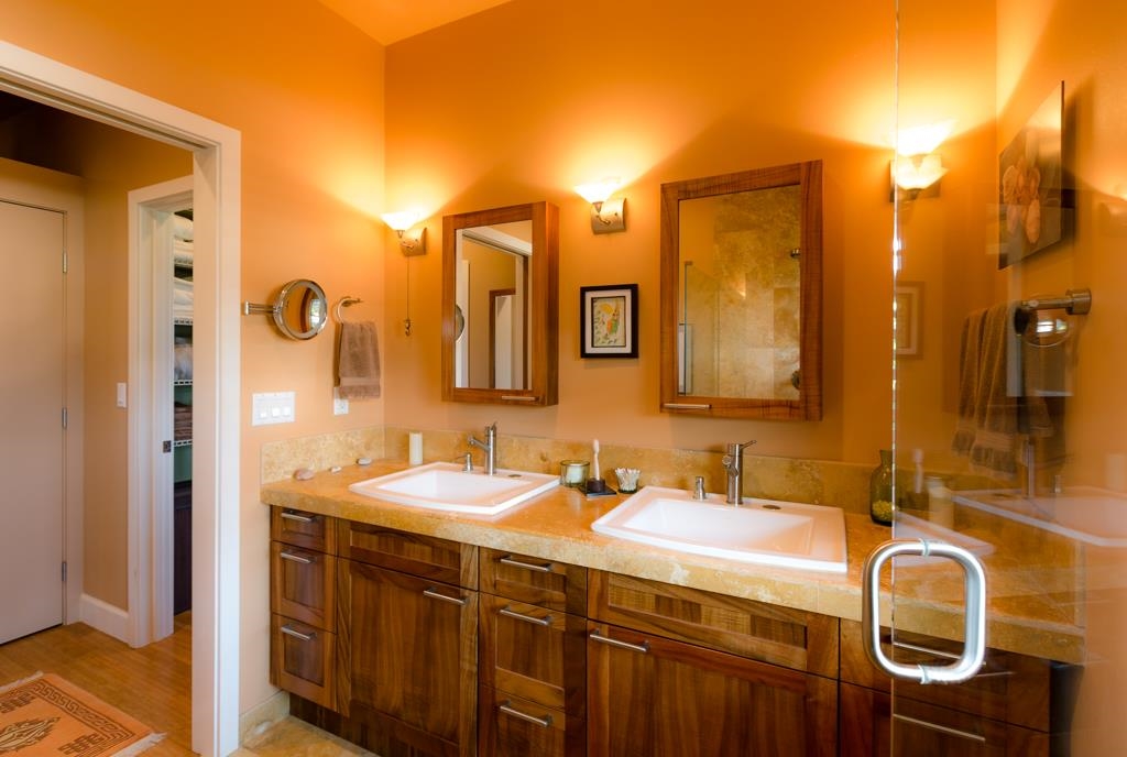 130 North Honokala Road Haiku, HI 96708 - Photo 19 of 30 a bathroom with a double vanity sink and a mirror
