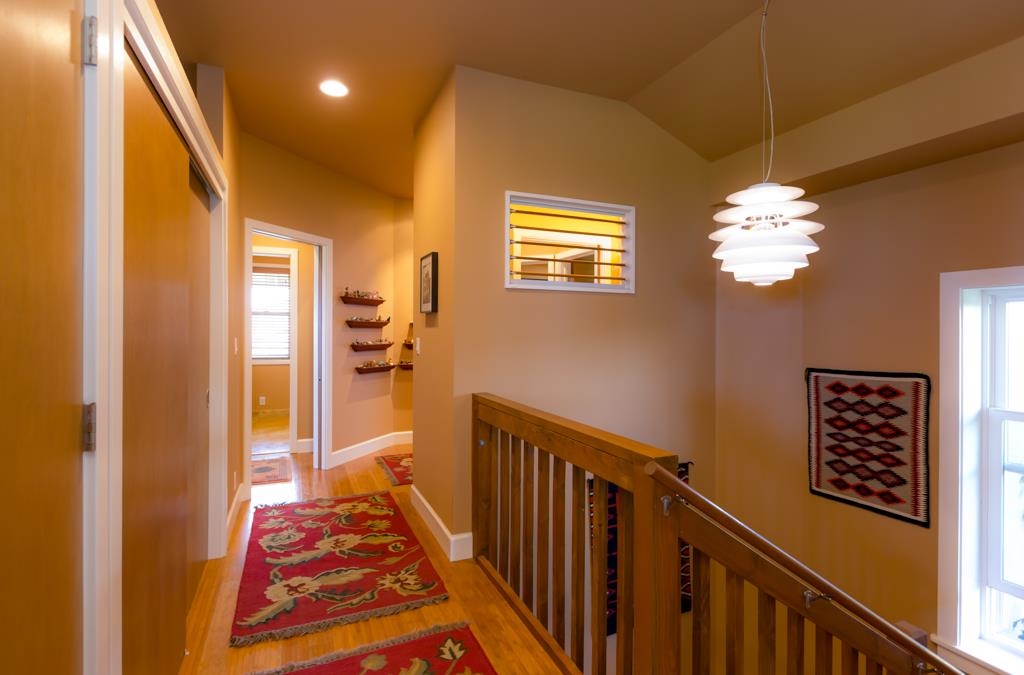130 North Honokala Road Haiku, HI 96708 - Photo 25 of 30 a view of a hallway with windows