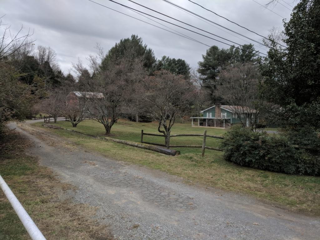 568 Silver Grove Road Bluff City, TN 37618 - Photo 12 of 28 Gravel pvt driveway to garage