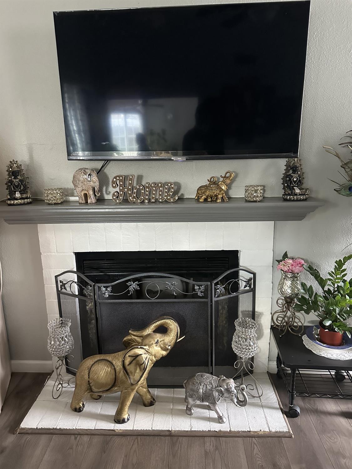 5723 Larcom Lane Stockton, CA 95210 - Photo 13 of 22 a stove top oven sitting inside of a kitchen