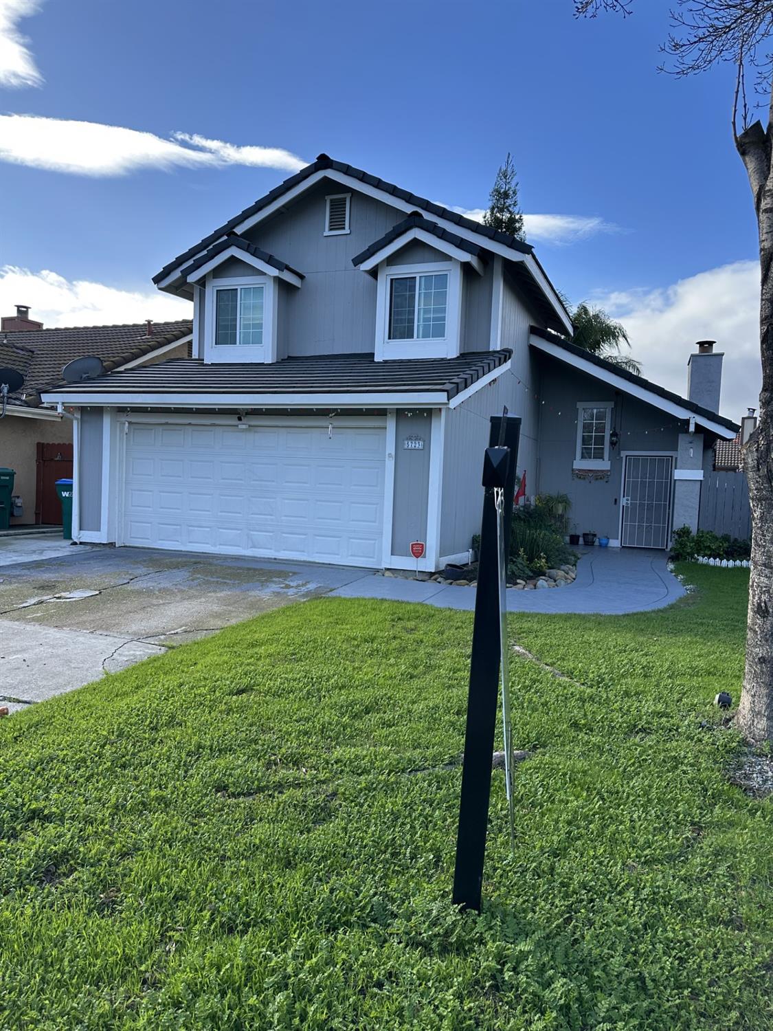 5723 Larcom Lane Stockton, CA 95210 - Photo 5 of 18