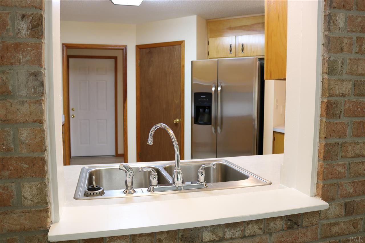 6084 Carr Road Milton, FL 32583 - Photo 4 of 44 Gallery Image 4
