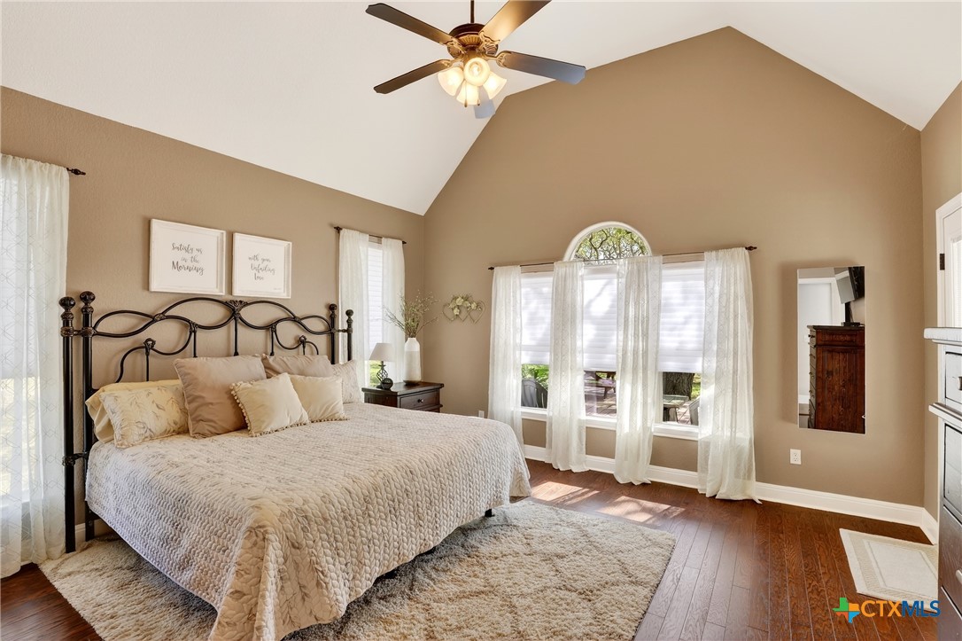 154 Quarry Point New Braunfels, TX 78132 - Photo 15 of 40 Owner's Bedroom