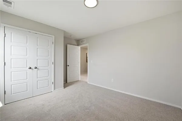 $329,000 | 1303 South 4th Street East, Louisburg, KS 66053