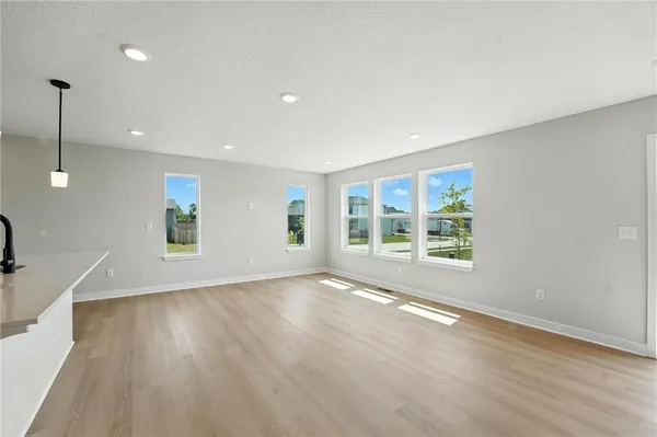 $329,000 | 1303 South 4th Street East, Louisburg, KS 66053