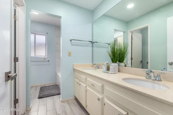 $3,095 | 4428 West Laurie Lane, Glendale, AZ 85302