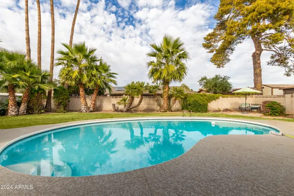 $3,095 | 4428 West Laurie Lane, Glendale, AZ 85302