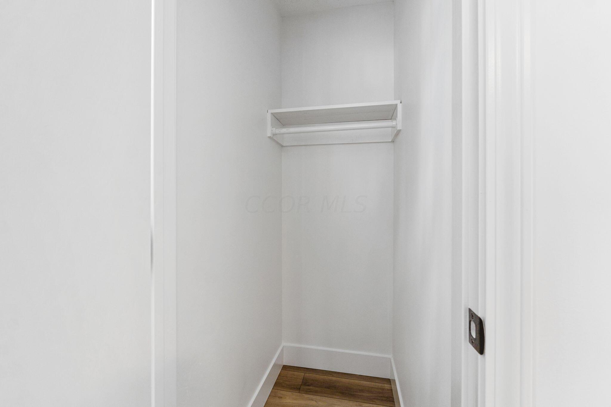 2527 Cranford Road Columbus, OH 43221 - Photo 26 of 40 2527 Cranford (Interior)-28