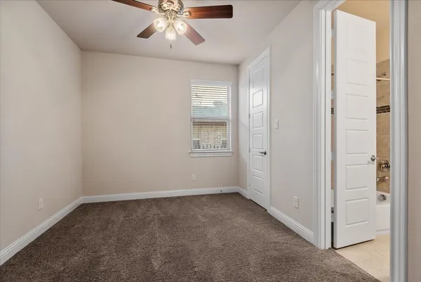 $825,000 | 35 North Wheatleigh Drive, Tomball, TX 77375
