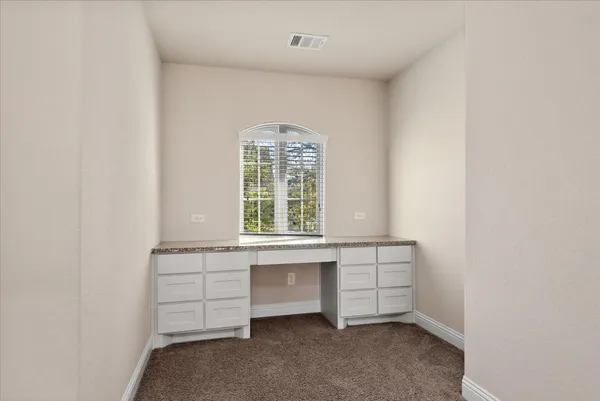 $825,000 | 35 North Wheatleigh Drive, Tomball, TX 77375