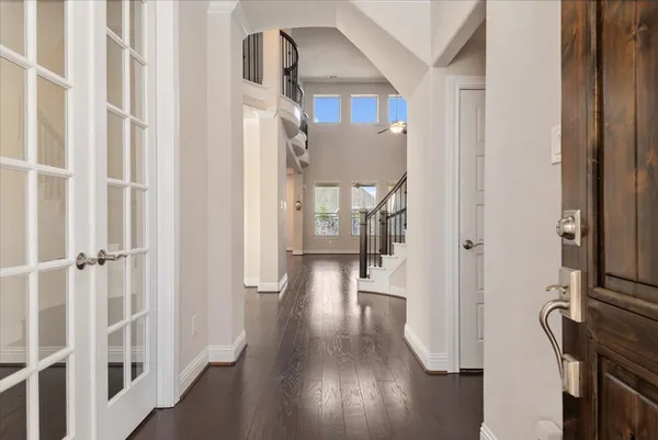 $825,000 | 35 North Wheatleigh Drive, Tomball, TX 77375