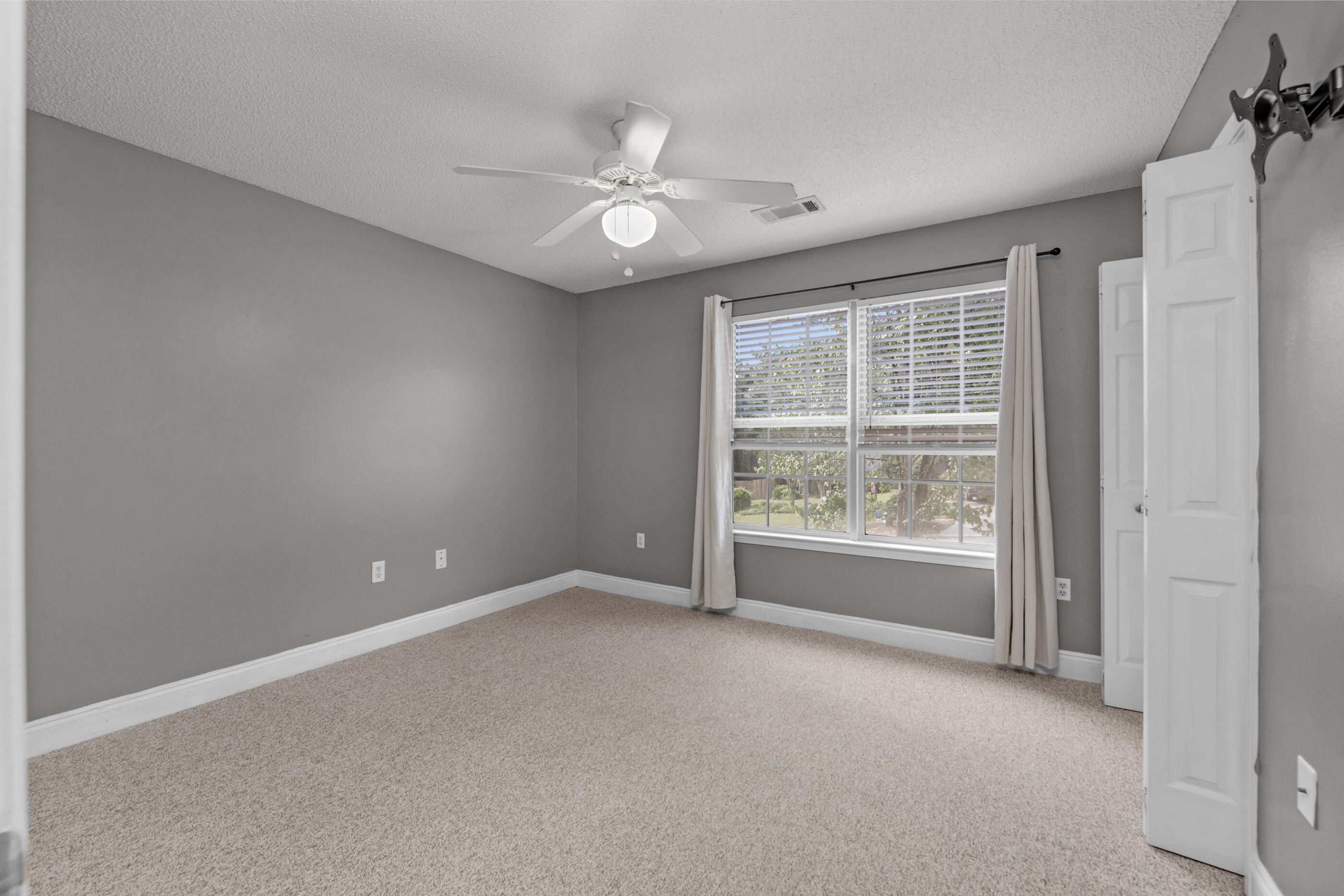 114 Conquest Avenue Crestview, FL 32536 - Photo 35 of 43 Conquest-21-4
