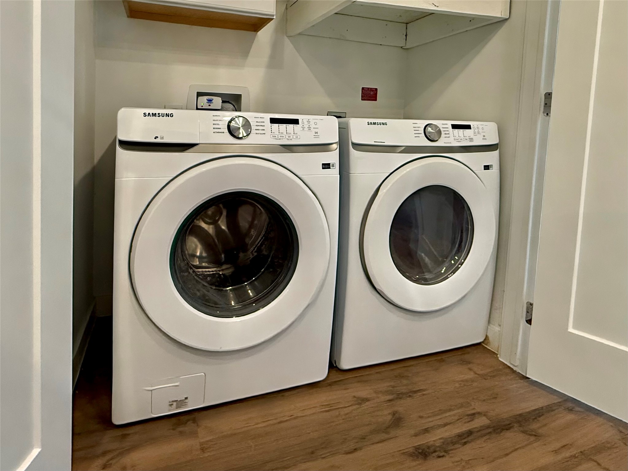 4801 Springdale Road, Unit 1106 Austin, TX 78723 - Photo 6 of 22 Washer/Dryer included.