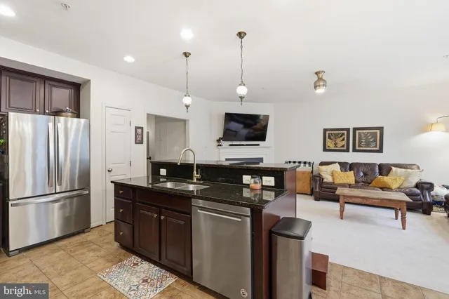 $450,000 | 2551 Eastbourne Drive, Woodbridge, VA 22191