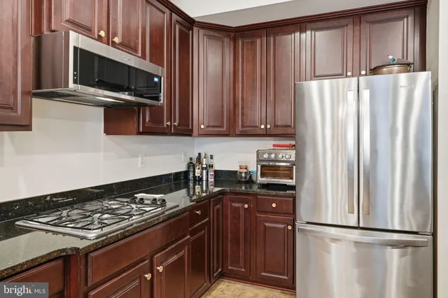 $450,000 | 2551 Eastbourne Drive, Woodbridge, VA 22191