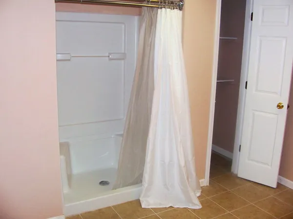 $4,100 | 45866 Fountain View Drive, Canton, MI 48188