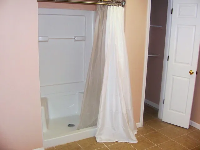 $4,100 | 45866 Fountain View Drive, Canton, MI 48188