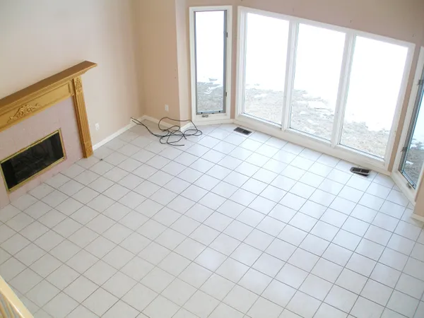 $4,100 | 45866 Fountain View Drive, Canton, MI 48188