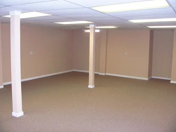 $4,100 | 45866 Fountain View Drive, Canton, MI 48188