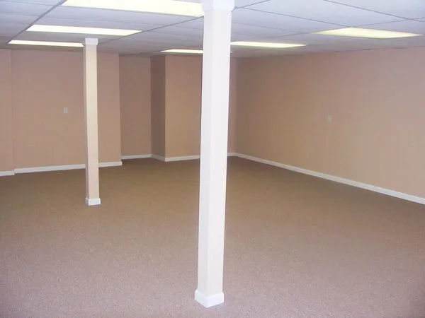 $4,100 | 45866 Fountain View Drive, Canton, MI 48188