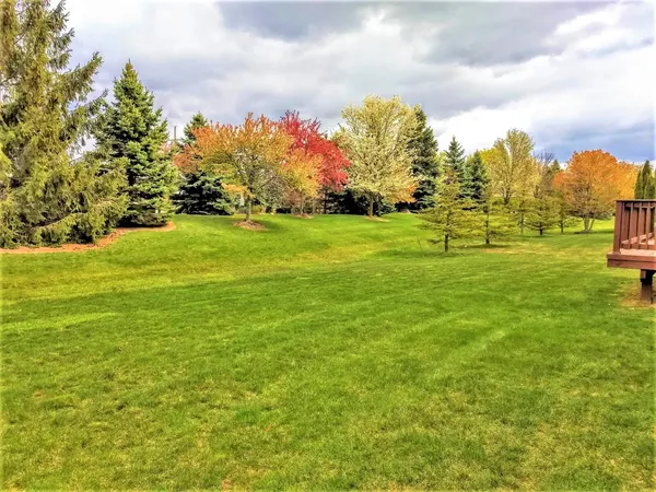 $4,100 | 45866 Fountain View Drive, Canton, MI 48188