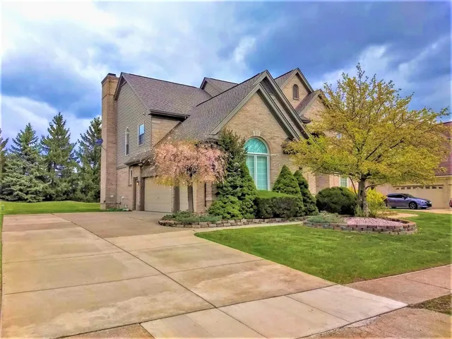 $4,100 | 45866 Fountain View Drive, Canton, MI 48188